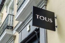 Tous